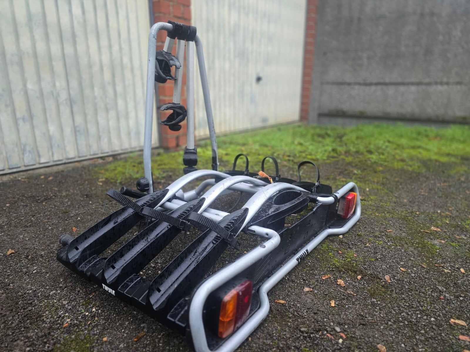 Thule voor 3 fietsen, Ophalen