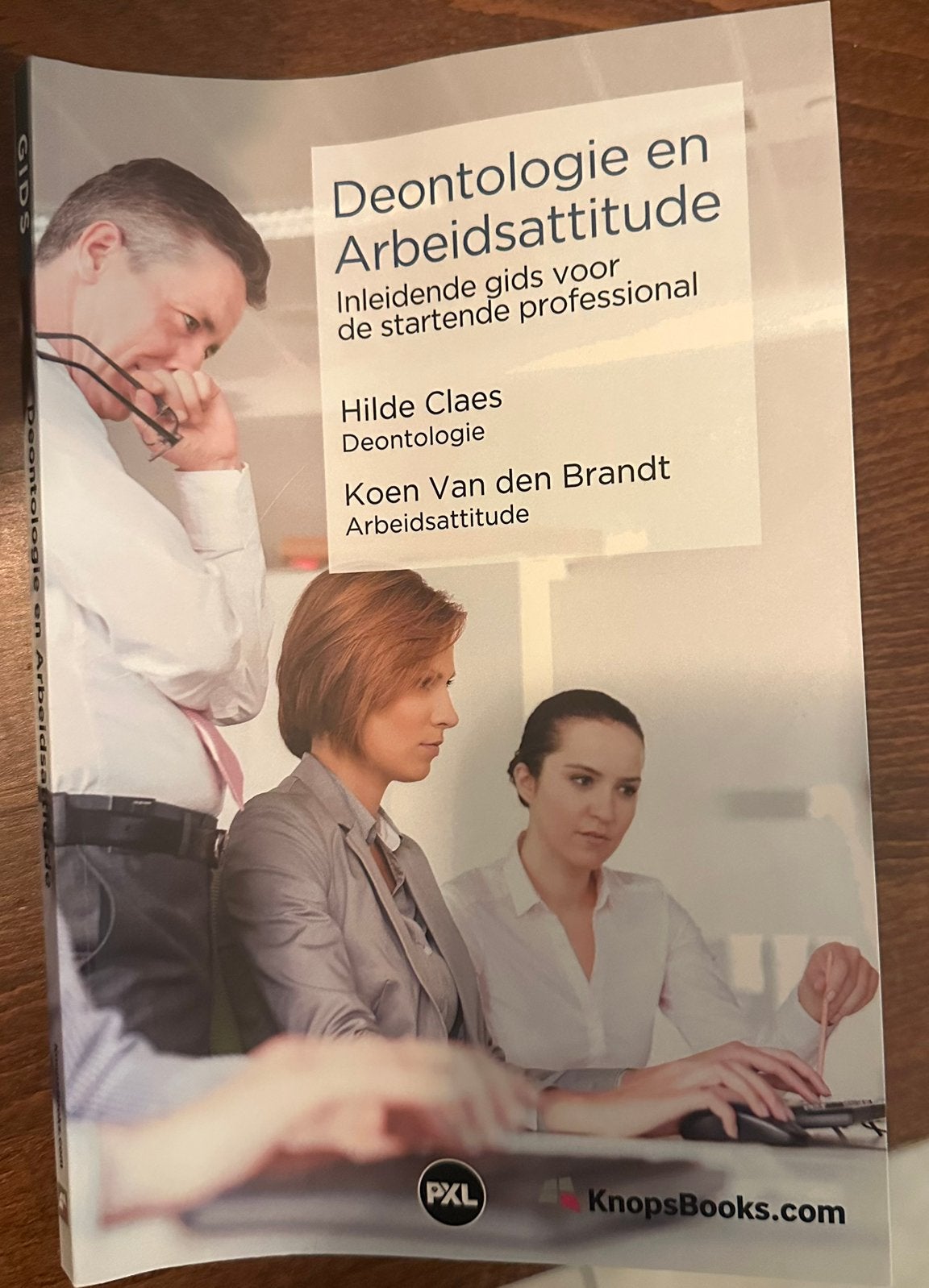Deontologie en Arbeidsattitude, Boeken, Ophalen of Verzenden, Gelezen, Overige onderwerpen