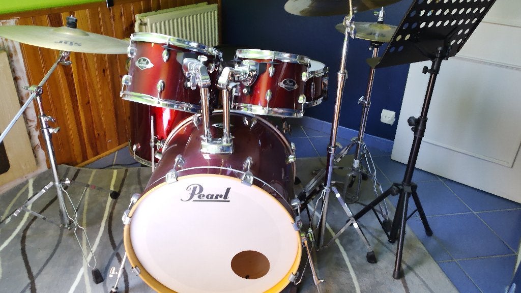 Schitterend PEARL Red Wine drumstel, Muziek en Instrumenten, Drumstellen en Slagwerk, Ophalen, Zo goed als nieuw, Pearl