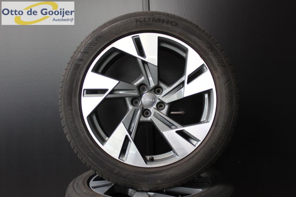 Originele Audi E-tron Velgen 20 Inch Winterbanden 6MM, Ophalen, Gebruikt, 255 mm, -