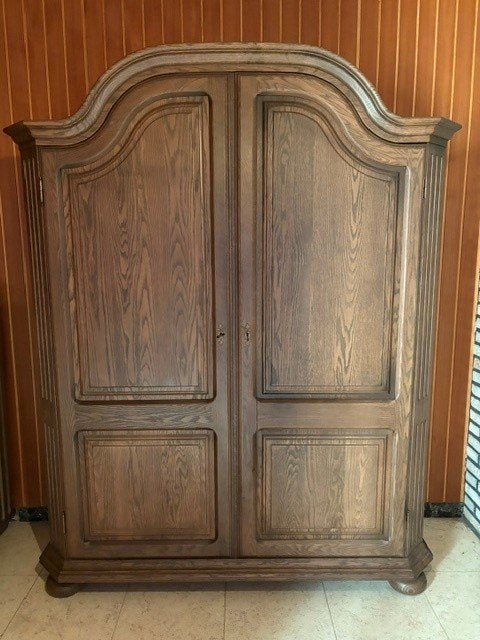 Kast, Ophalen, Gebruikt, 200 cm of meer, Met plank(en)