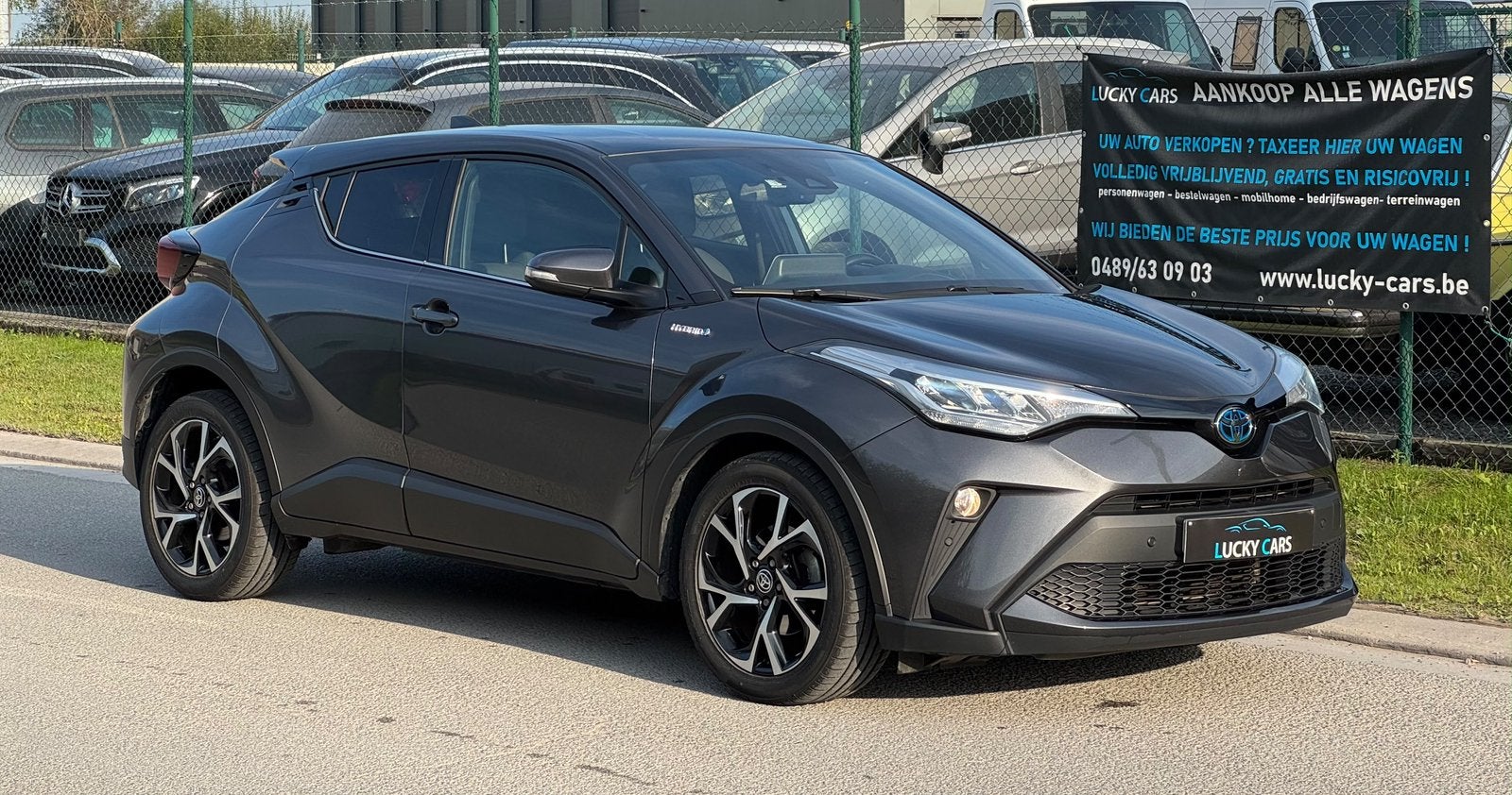 Toyota C-HR 1.8 essence et hybride. En bon état + inspection, https://public.car-pass.be/vhr/69ad49fd-b67f-4f96-9b36-6add49814f00