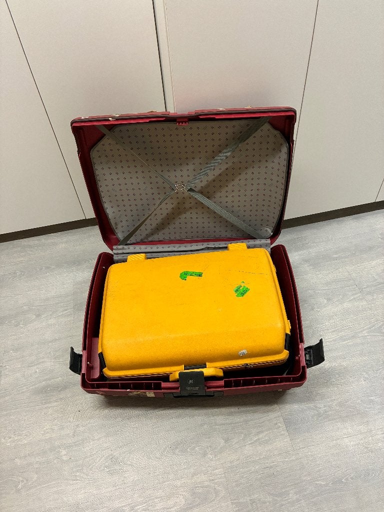 Set van 2  reiskoffers – 1 check-in + 1 handbagage, Ophalen, Gebruikt, Hard kunststof, Slot