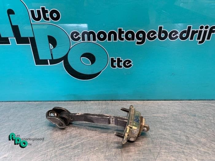 Butée 4portes arrière droite d'un Ford Fiesta (Fiesta 02-), -, 3 mois de garantie, -, -