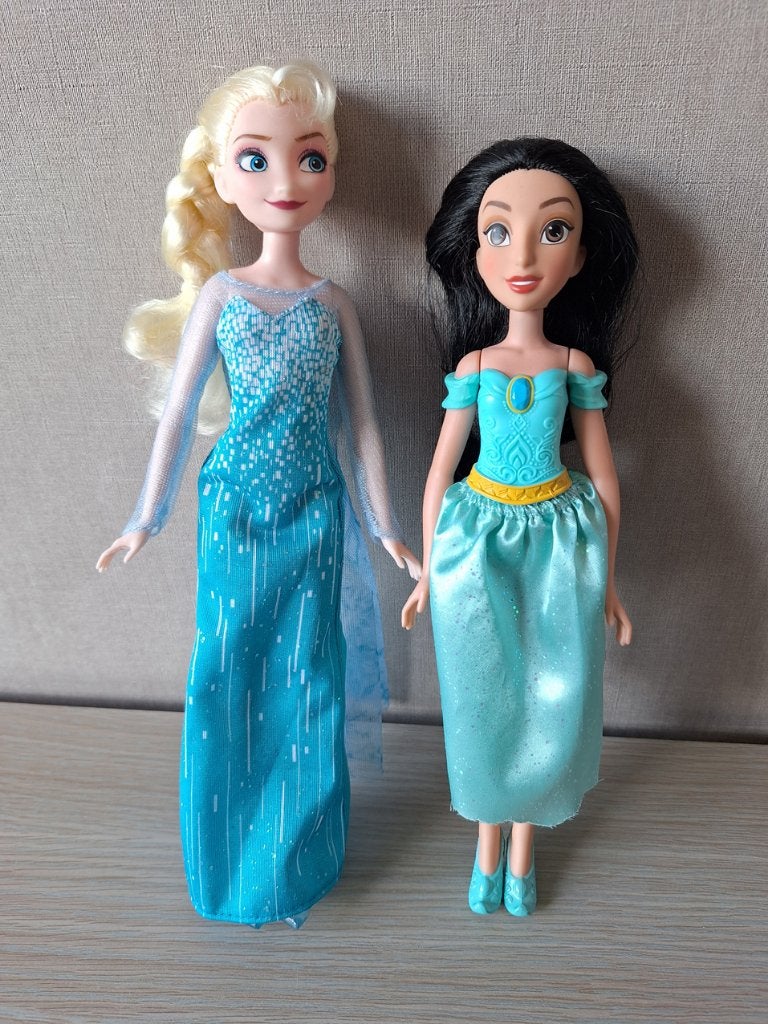 ☼ Pop Elsa en Yasmin, Enlèvement ou Envoi, Comme neuf, Barbie