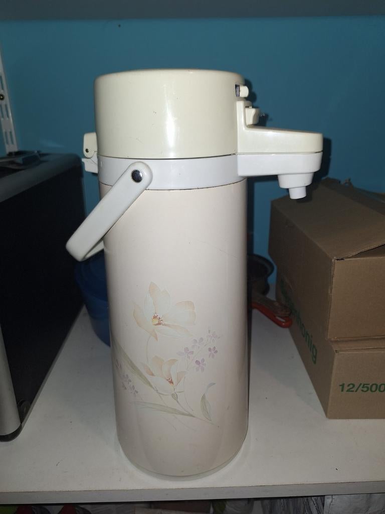 Koffiekan thermoskan, Elektronische apparatuur, Ophalen