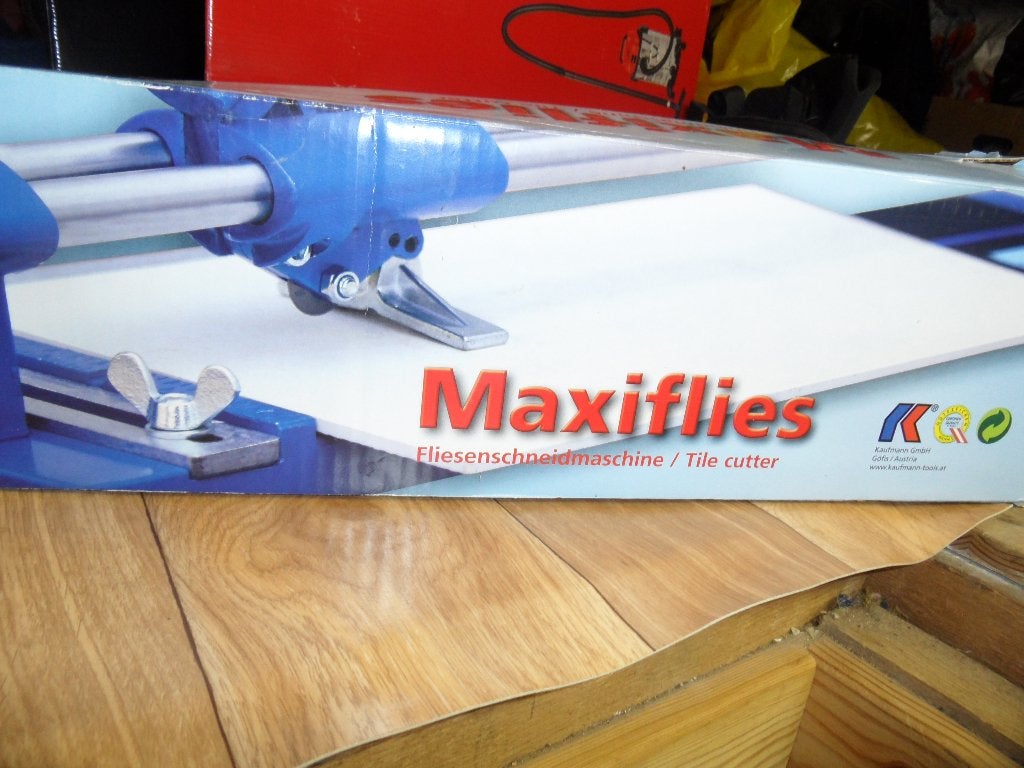 coupe carrelage neuf, Verzamelen, Overige Verzamelen, Ophalen, Zo goed als nieuw