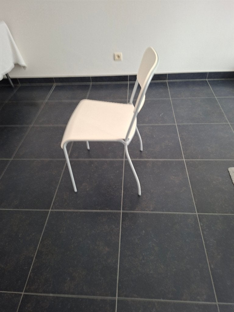 stoelen + tafel, Huis en Inrichting, Ophalen, Kunststof, Gebruikt, Wit