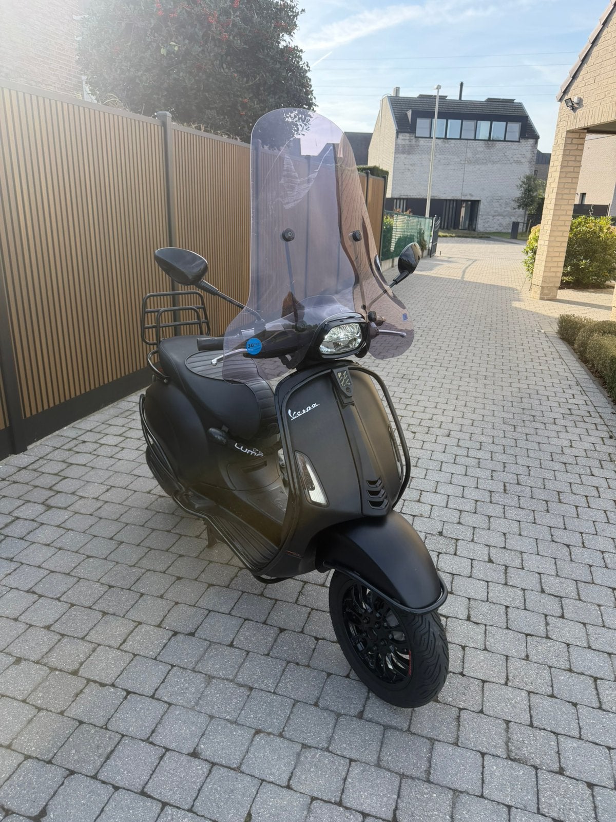 Vespa sprint notte A klasse, Fietsen en Brommers, Ophalen, Zo goed als nieuw