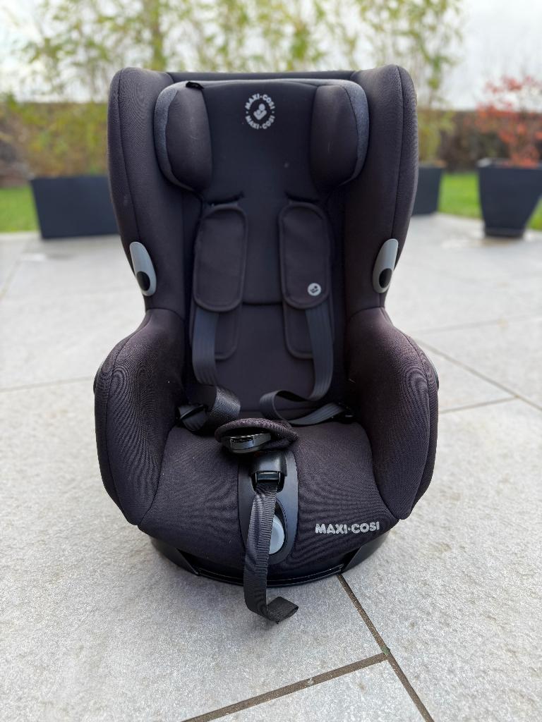 Siège-Auto pivotant de la marque Maxi-Cosi Axiss, Enfants & Bébés, Sièges auto, Ceinture de sécurité, Dossier amovible, Enlèvement