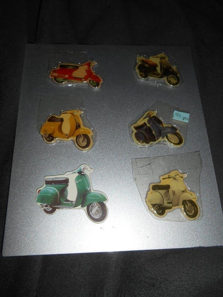 6 Magnets VESPA avec cadre en métal 25*21,5cm, Collections, Enlèvement ou Envoi