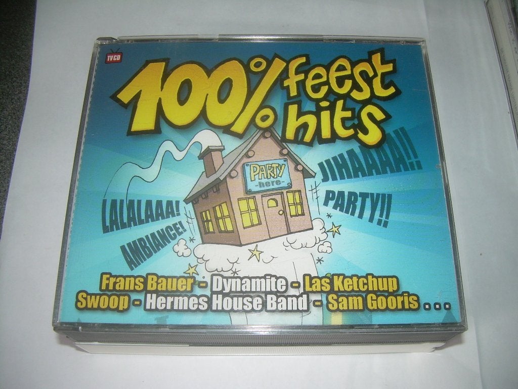 COFFRET DE 2 CD - 100 % DE SUCCÈS FESTIFS, CD & DVD, CD | Compilations, Enlèvement ou Envoi, Comme neuf, Dance, Coffret