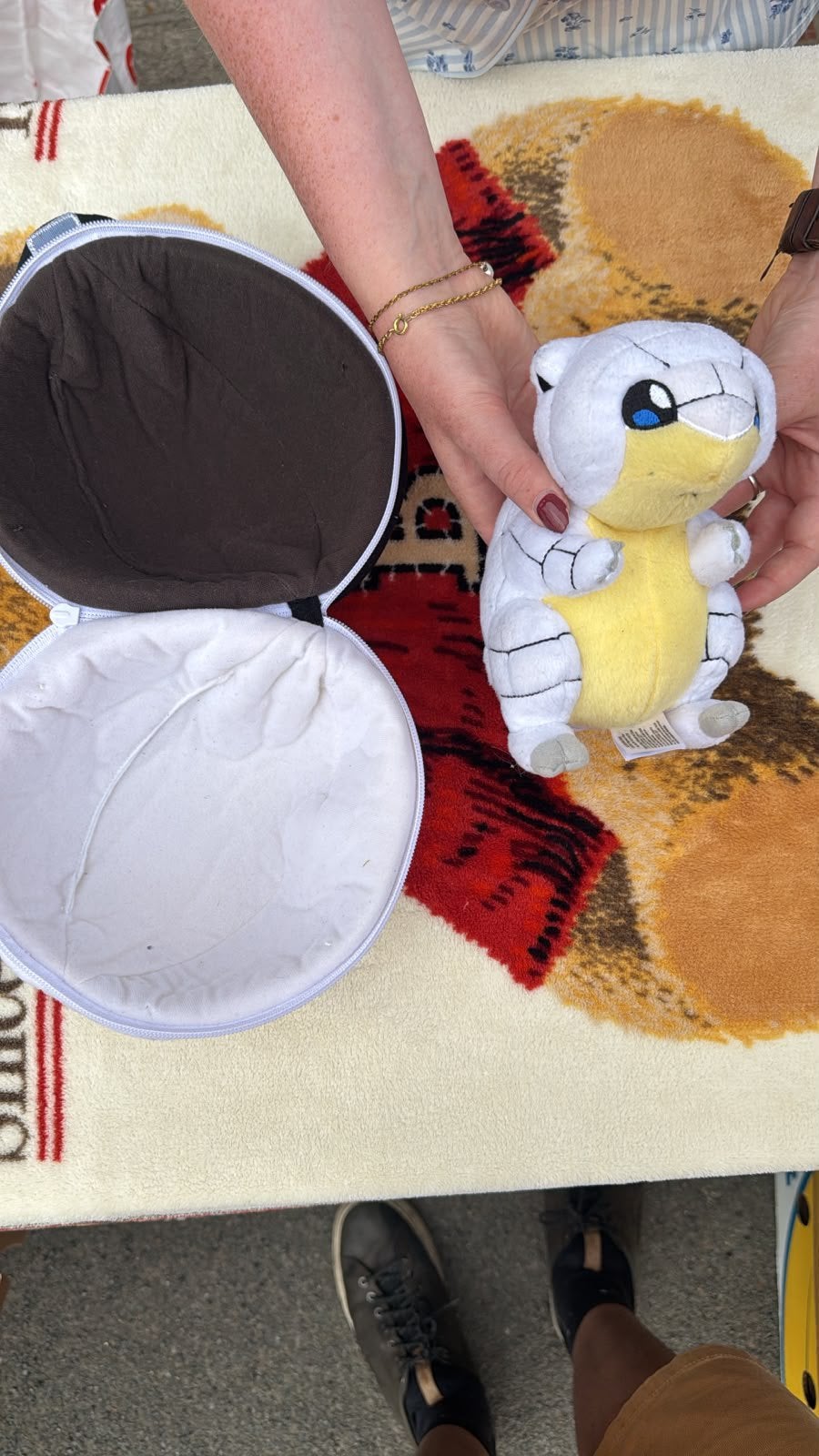 Peluche Pokémon avec pokeball, Enlèvement ou Envoi, Comme neuf