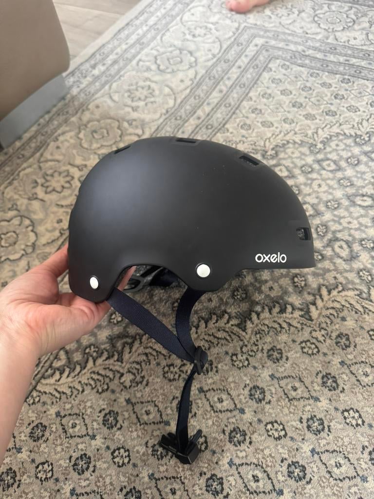 Helm oxelo, Fietsen en Brommers, Ophalen of Verzenden, Zo goed als nieuw