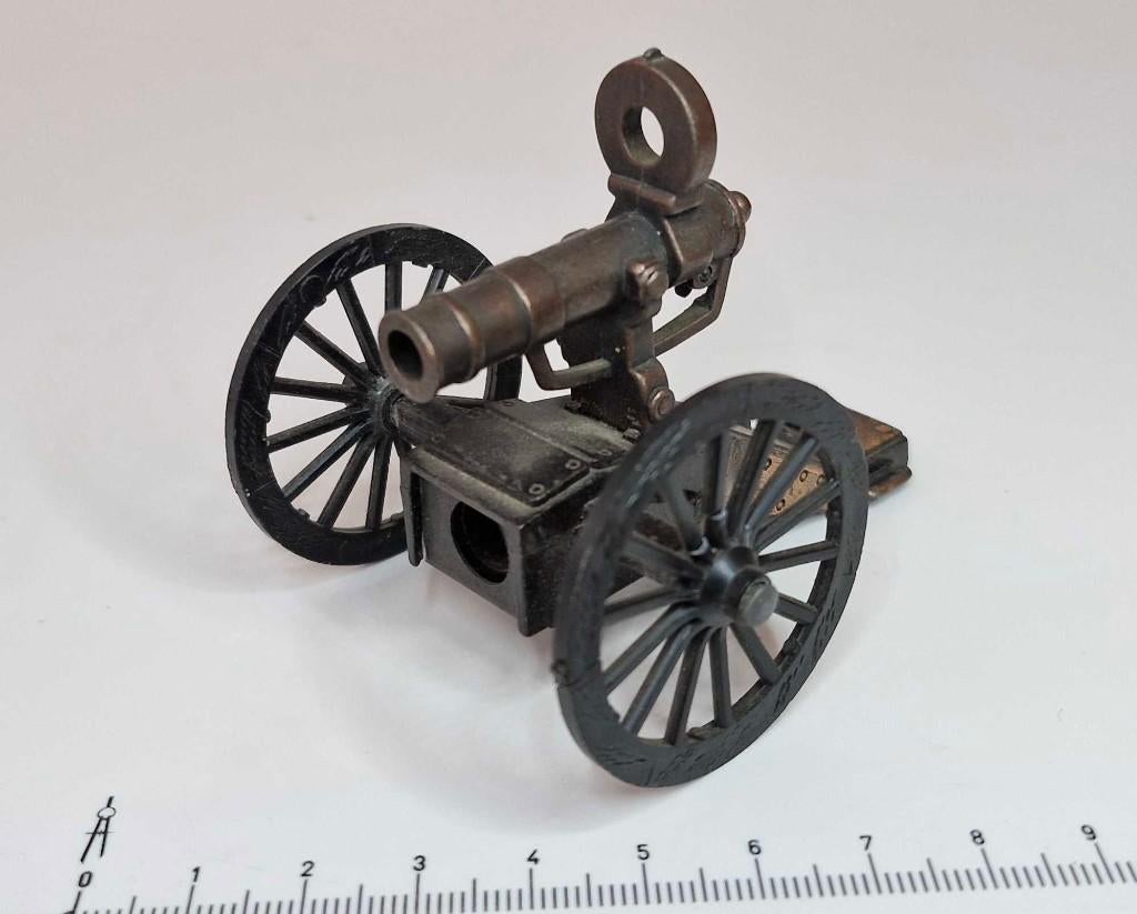 Puntenslijper Play/Me jaren 70-80 'Gatling Gun' Ref 957, Ophalen of Verzenden