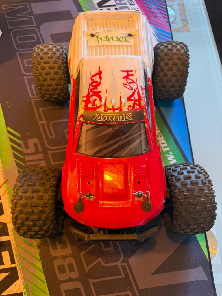 Arrma granite 1/10, Hobby en Vrije tijd, Gebruikt, Auto offroad, Schaal 1:10, RTR (Ready to Run)
