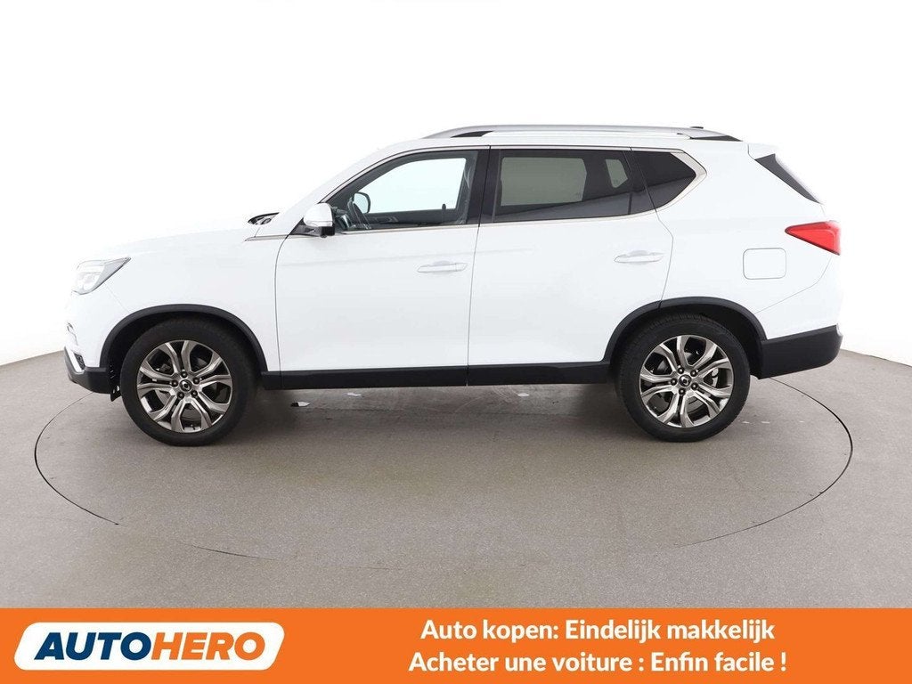 SsangYong Rexton 2.2 TD Sapphire 4x4 (bj 2020, automaat), Auto's, Automaat, 2157 cc, Gebruikt, Leder