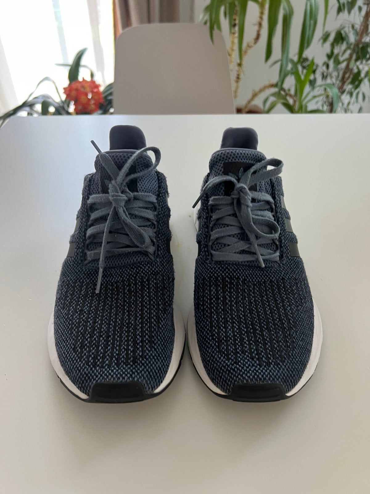 Adidas Swift Run taille 44 Z.G.A.N !, Enlèvement ou Envoi, Comme neuf