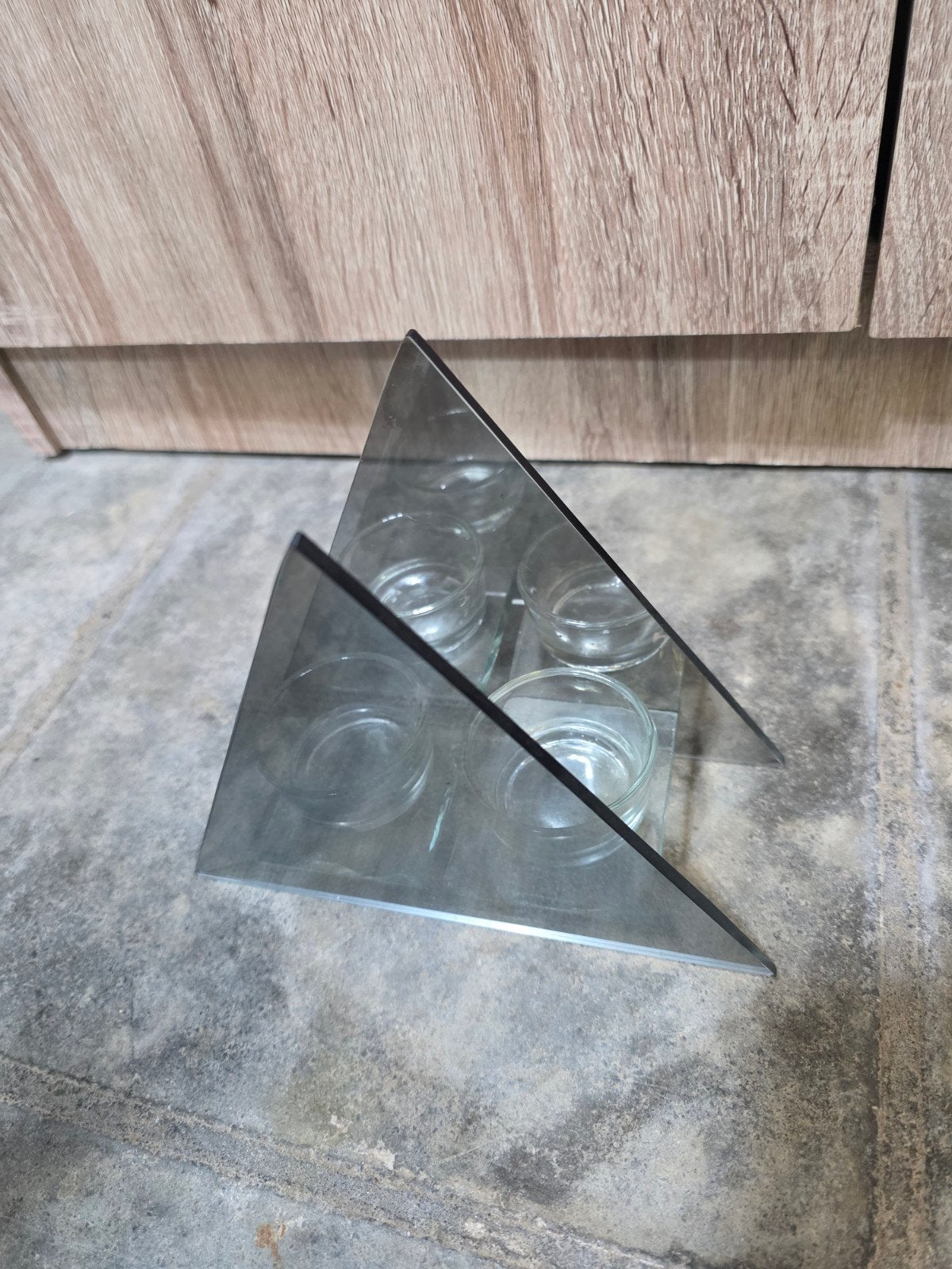 piramidekaarshouder te koop, Ophalen
