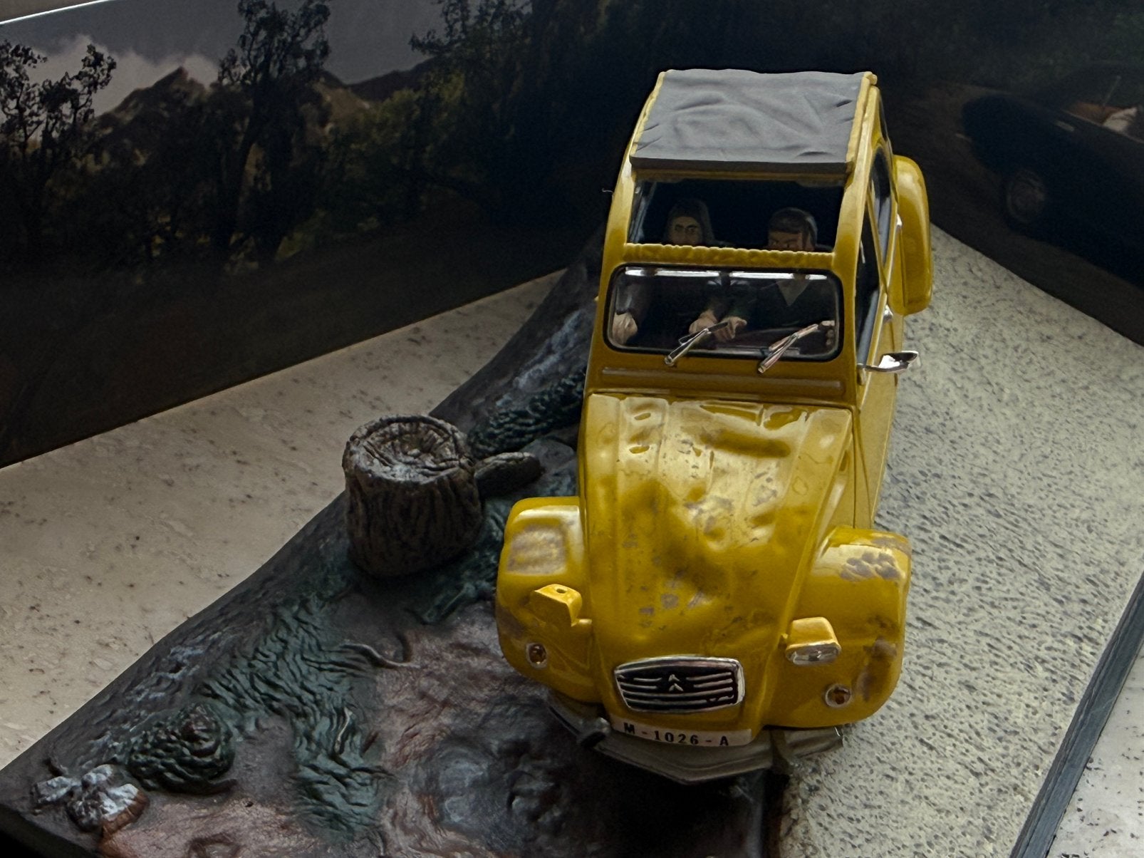Citroën 2CV - James Bond, Enlèvement ou Envoi, Comme neuf, Voiture, Universal Hobbies