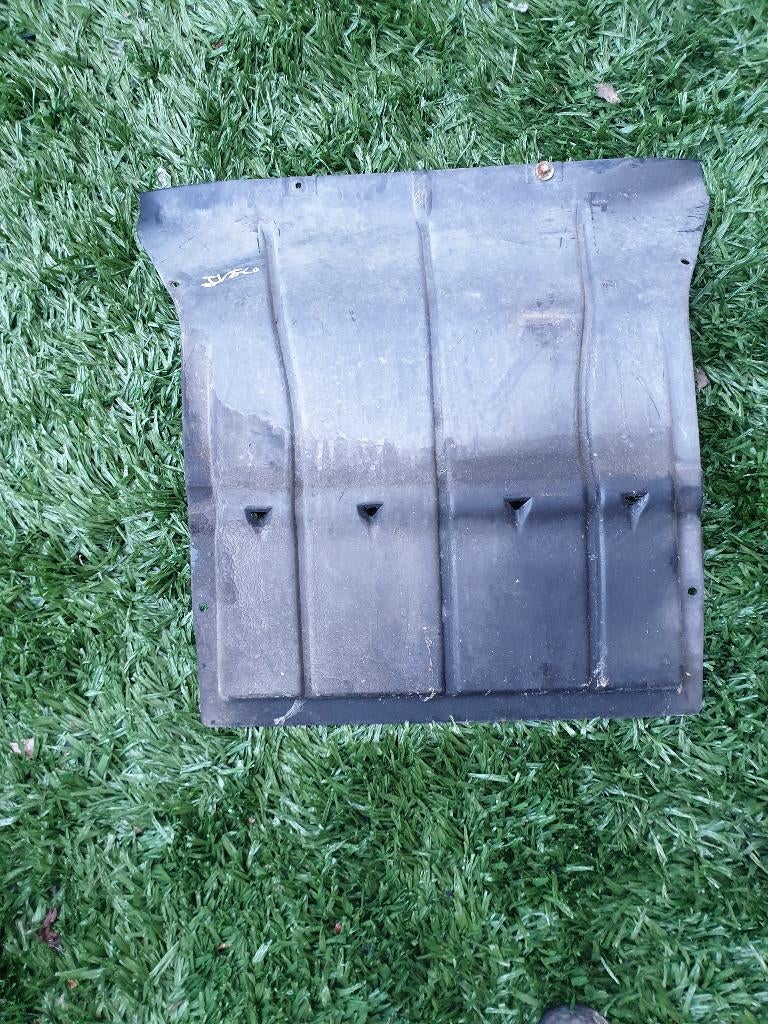 Cache sous moteur IVECO DAILY protection plaque plastique, Enlèvement, Avant, BMW