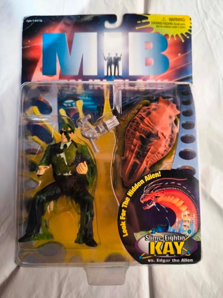 -Galoob 1997 MIB “Slime Fightin' Kay vs Edgar the Alien” reg