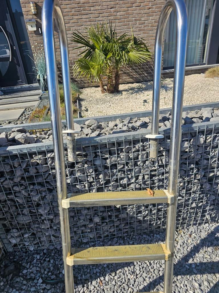 Zwembadtrap, Tuin en Terras, Ophalen