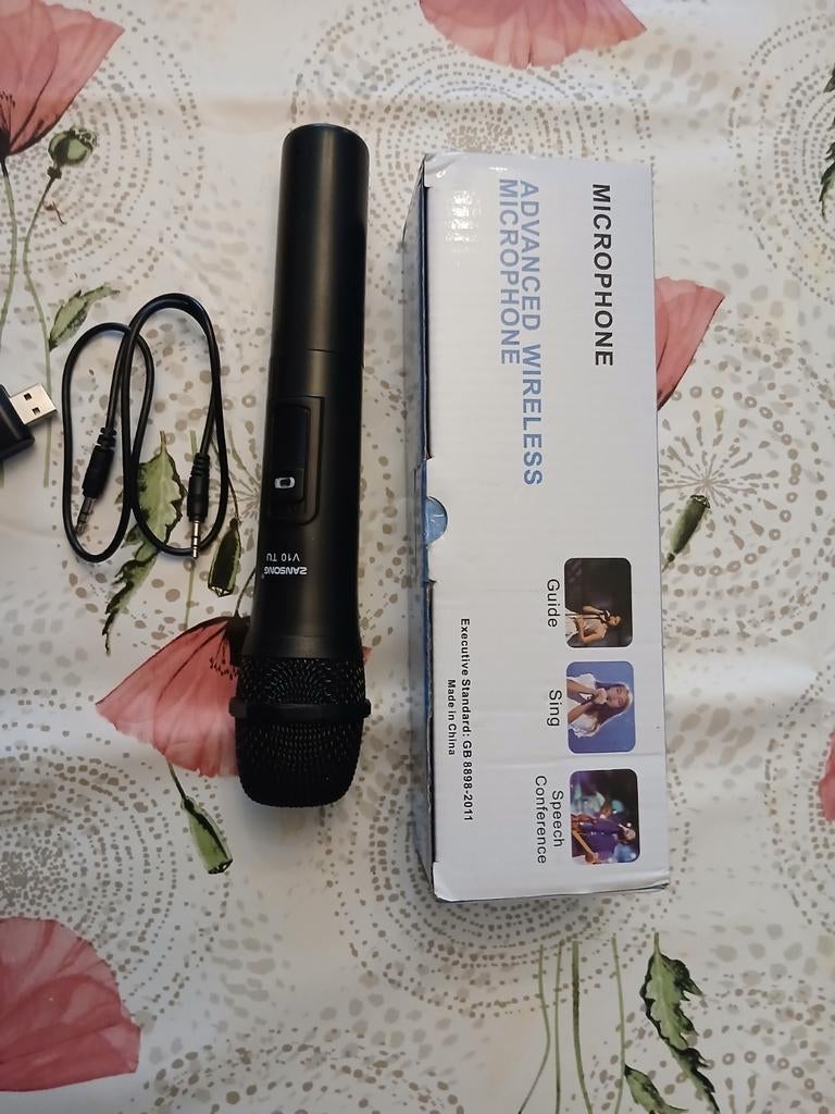 microphone advanced wirelles, Musique & Instruments, Microphones, Envoi