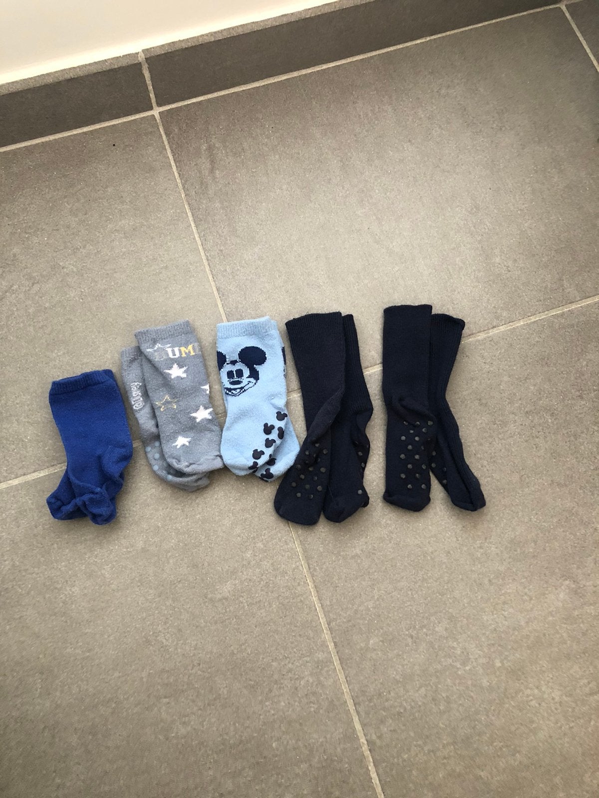 Sokjes, Kinderen en Baby's, Babykleding | Schoentjes en Sokjes, Ophalen of Verzenden, Zo goed als nieuw, Sokjes