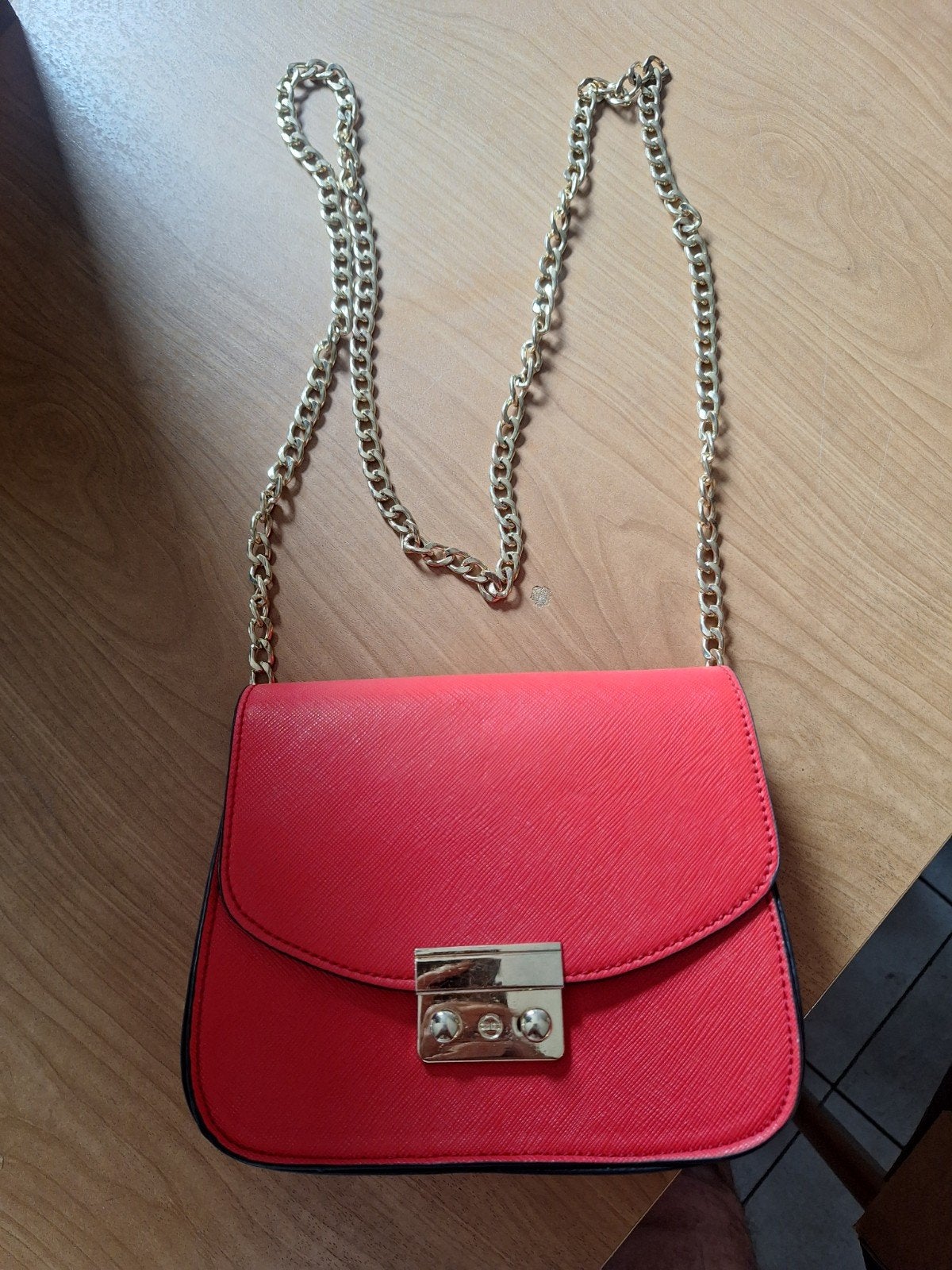 Furla mini handtas, Handtassen en Accessoires, Tassen | Schoudertassen, Ophalen of Verzenden, Gebruikt, Rood, Overige merken