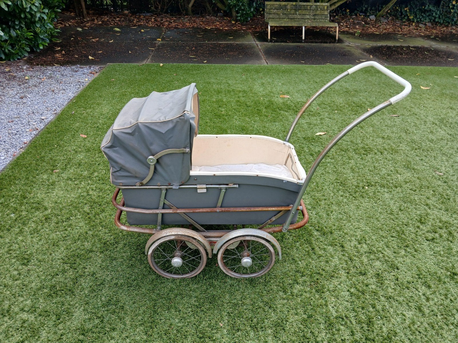 Kinderwagen Torck uit jaren '60 in originele staat, Antiek en Kunst, Ophalen