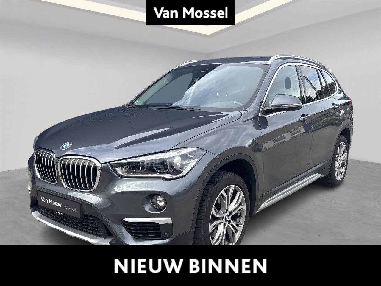 BMW X1 xDrive20i (141 kW) (automatique), Autos, X1, Argent ou Gris, Electronic Stability Program (ESP), Entreprise