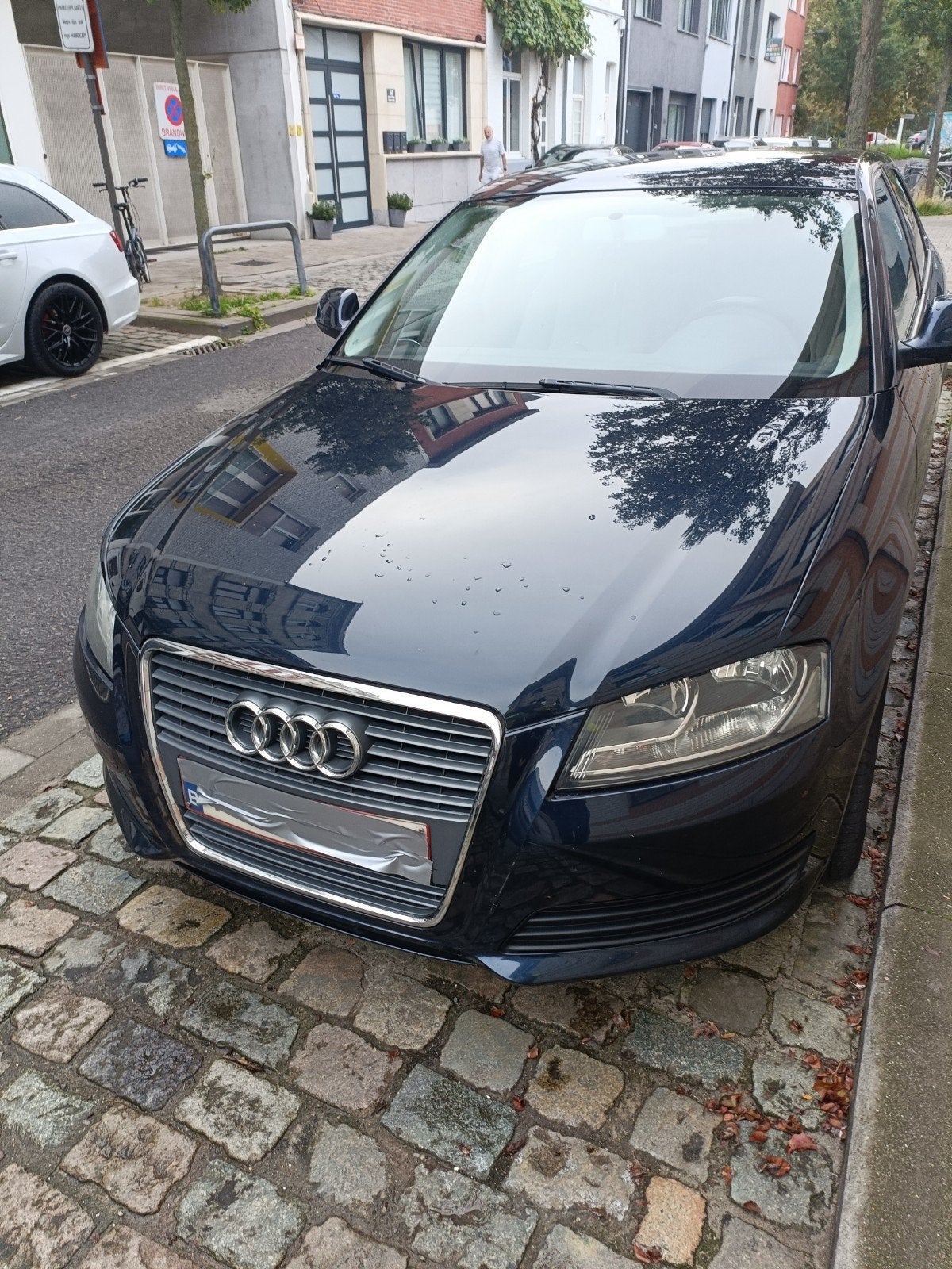 Audi A3  euro 5 motor 2.0 diesel, Auto's, Voorwielaandrijving, Euro 5, Stof, Blauw
