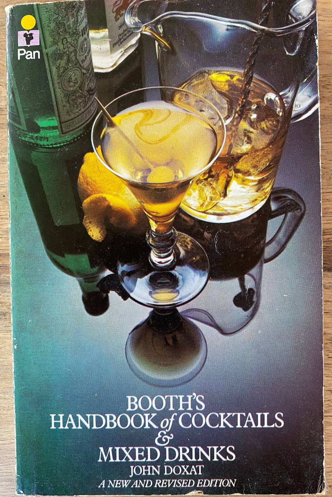 Leuk vintage cocktailboek, Ophalen of Verzenden, Gelezen