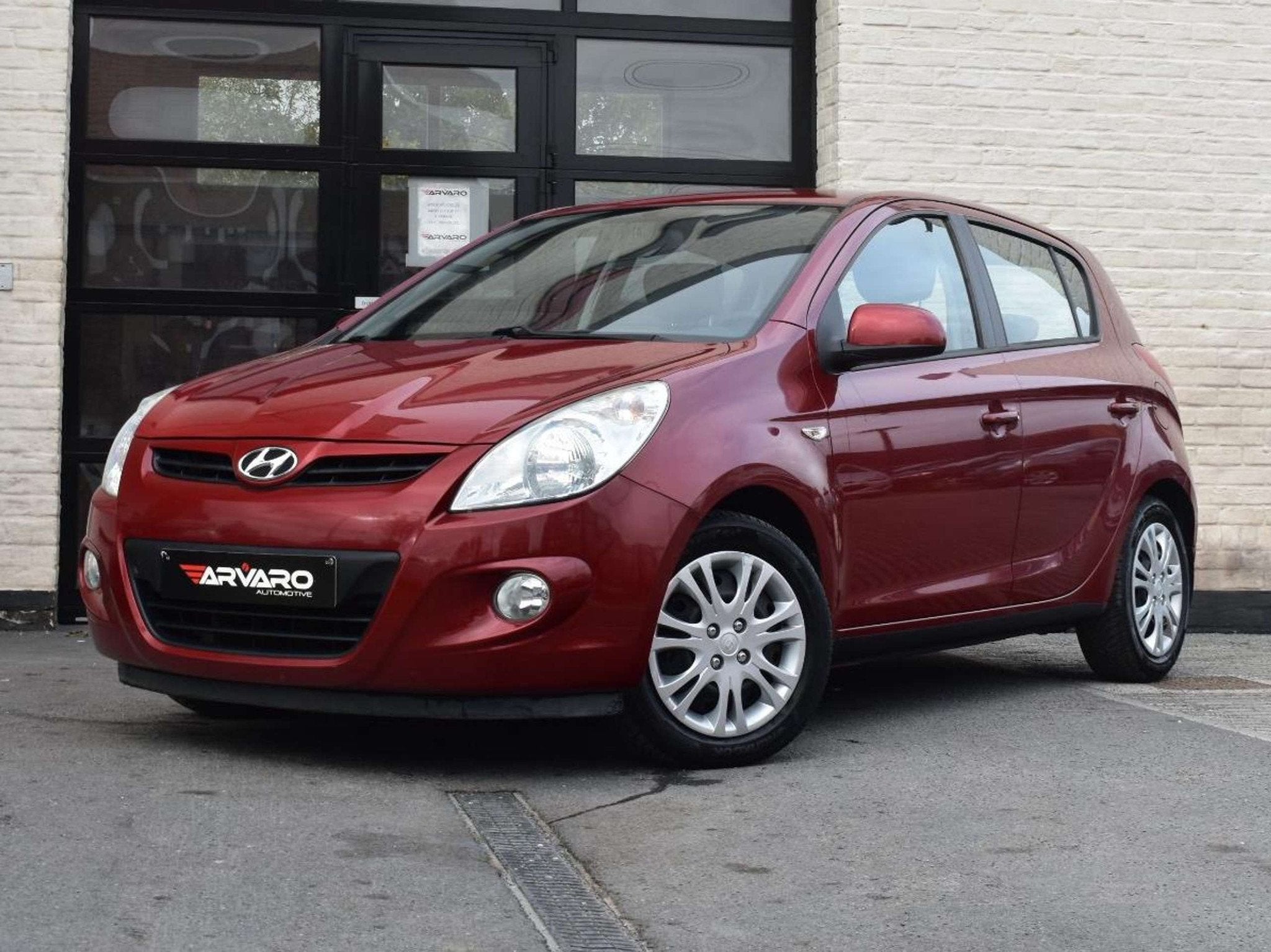 Hyundai i20 1.2i Lounge / Airco / Verw Zetels / Garantie, Auto's, Stof, Gebruikt, 4 cilinders, Sportstoelen