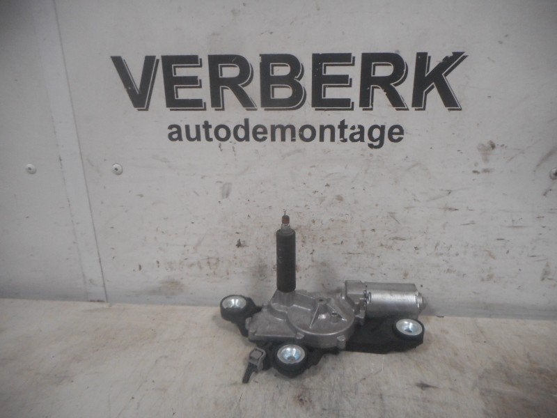 MOTEUR ESSUIE-GLACE ARRIÈRE Focus 2 Wagon (3m51-r17441ad), Robert Bosch AG, Robert-Bosch-Allee 1
74232  Abstatt, DE, Engineering@bosch.com