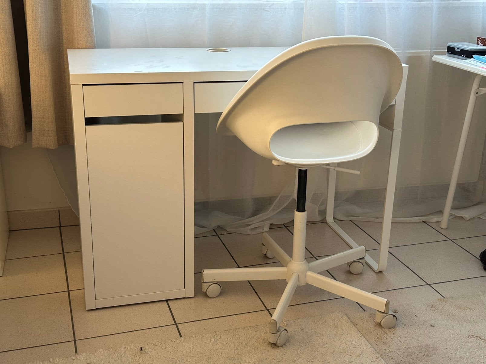 Ikea bureau en bureaustoel, Enlèvement, Comme neuf, IKEA