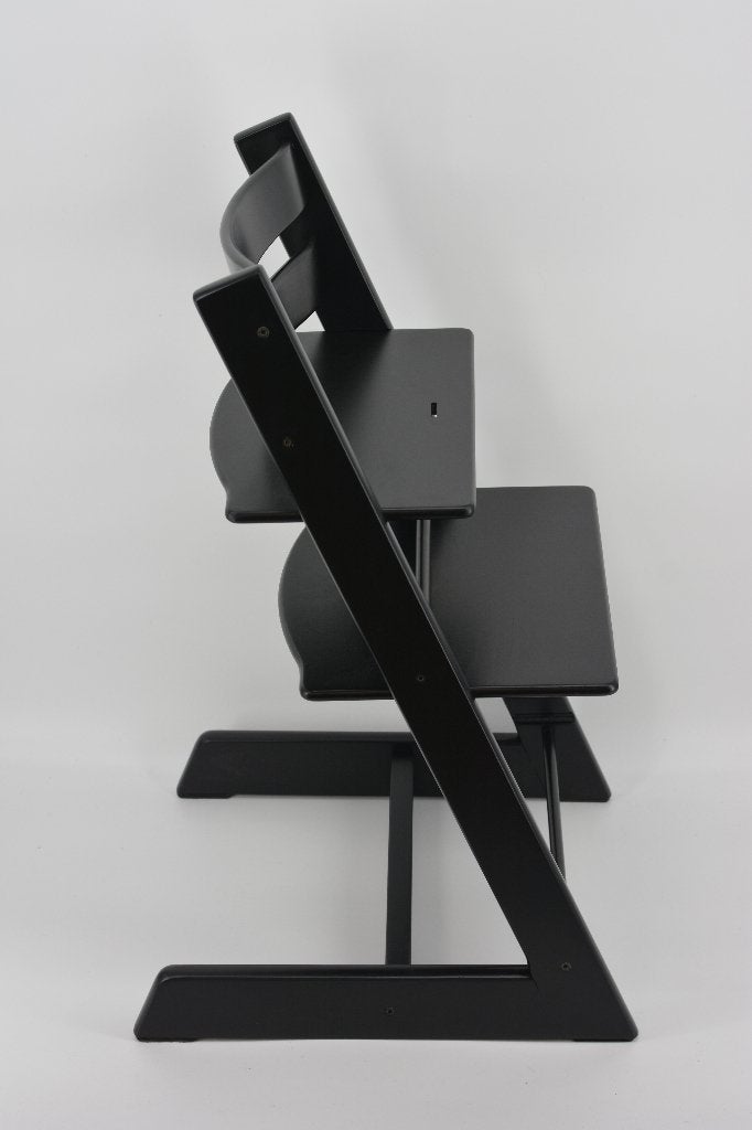 Stokke Tripp Trapp Black — Piège à voyage remis à neuf, Envoi, Utilisé, Chaise évolutive, Coulissant