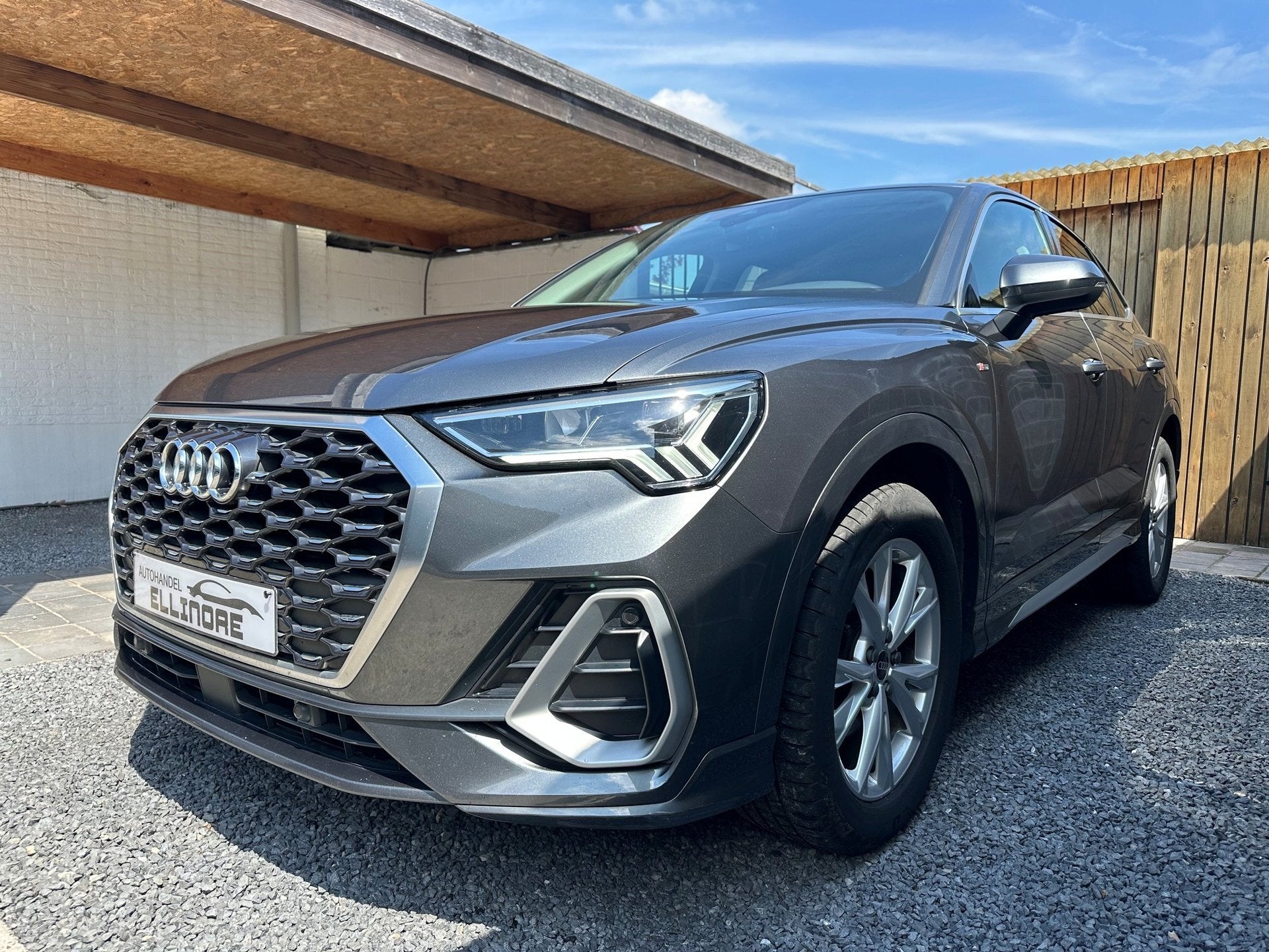 Audi Q3 Sportback 35TFSI Sportback S line Stronic Led Navi, Auto's, 4 cilinders, Leder, 5 zetels, 5 deurs