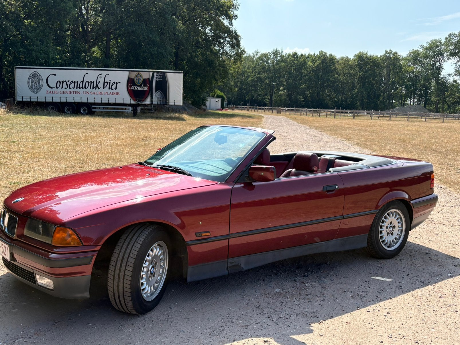 Bmw e36 cabrio (NL), Autos, BMW, Rouge, Achat, Cabriolet, Boîte manuelle