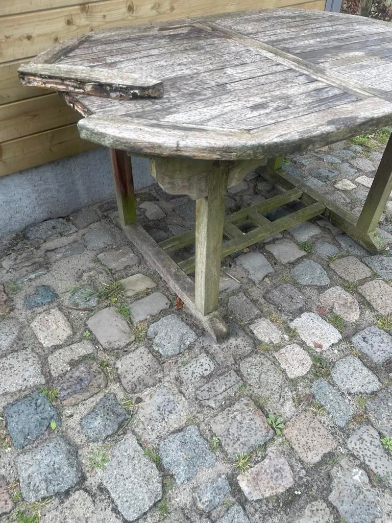 GRATIS Houten tuintafel, Tuin en Terras, Ophalen, Zo goed als nieuw, Hout
