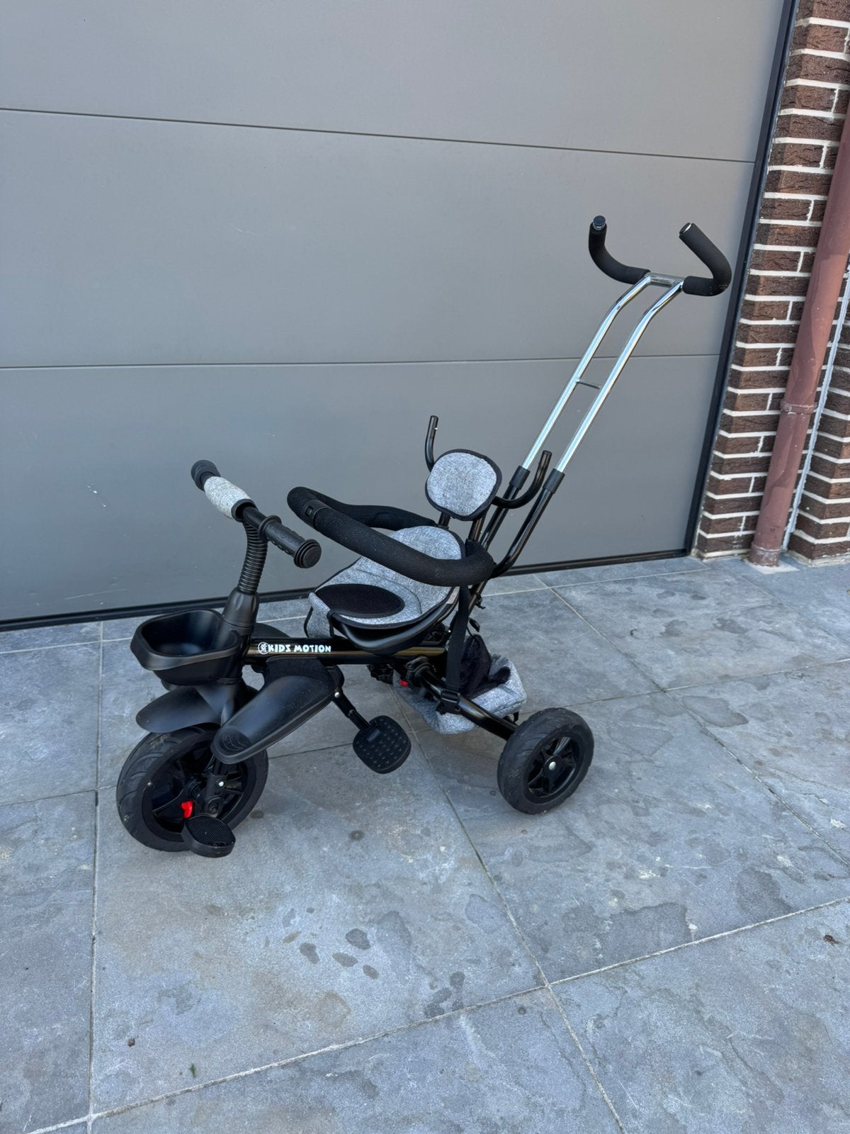 Tricycle pour enfant tres bon etat, Vélos & Vélomoteurs, Enlèvement, Comme neuf