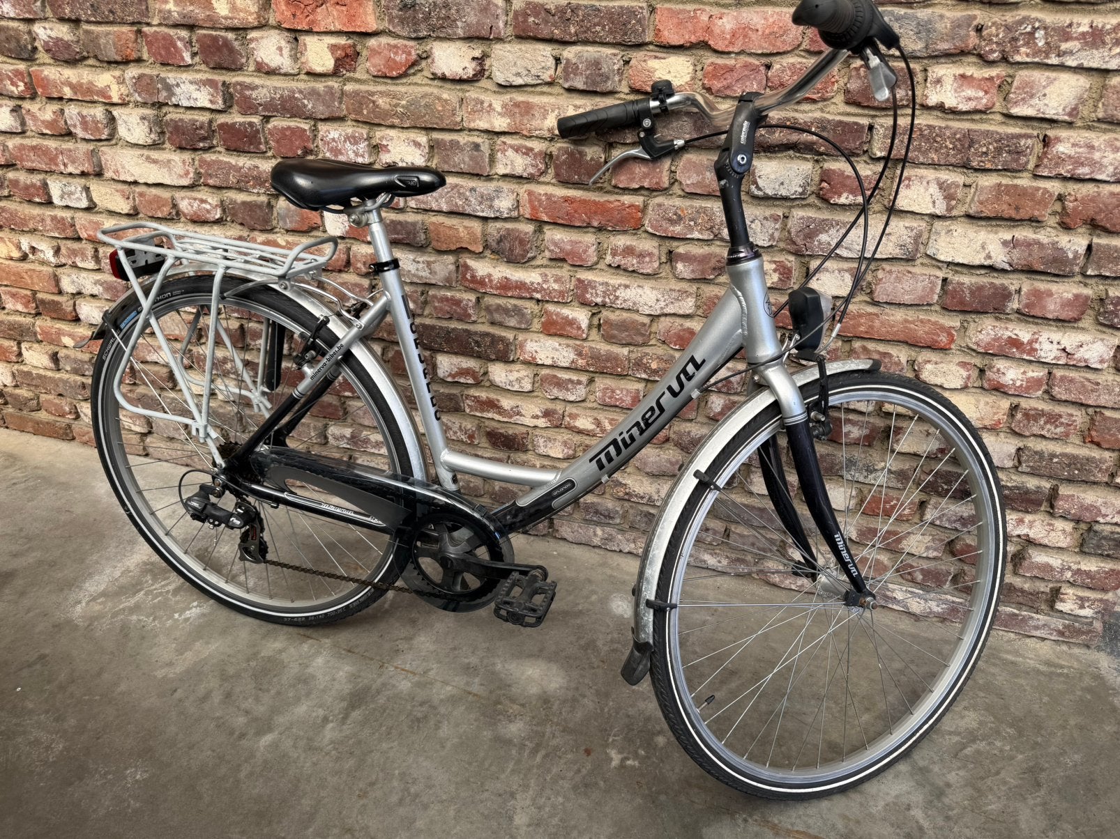 Damesfiets minerva in zeer mooie staat, Gebruikt, Velgrem, 47 tot 50 cm, Versnellingen