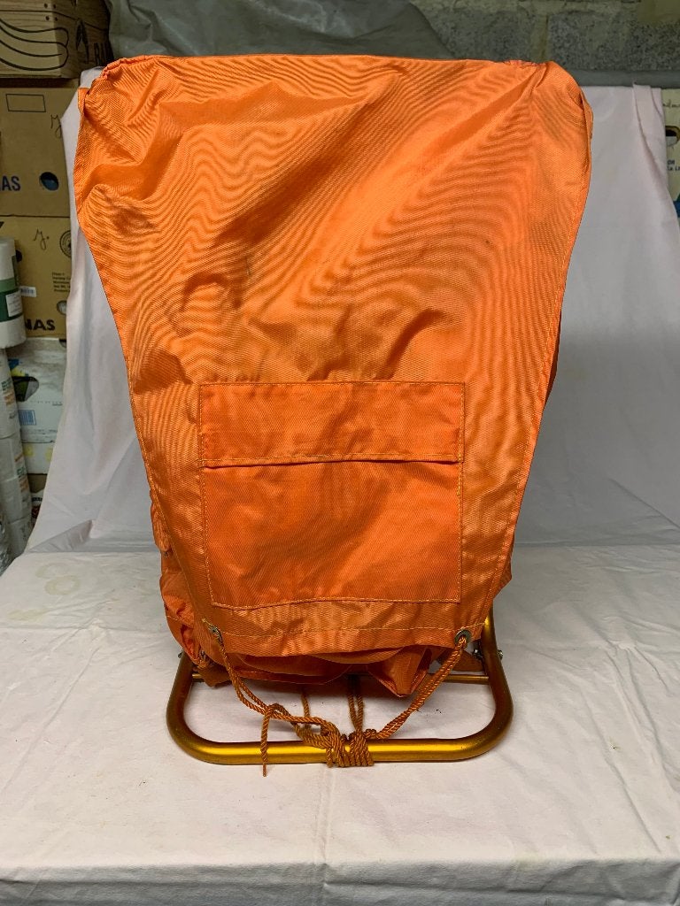Kampeer rugzak, Handtassen en Accessoires, Tassen | Reistassen en Weekendtassen, Ophalen of Verzenden, Oranje