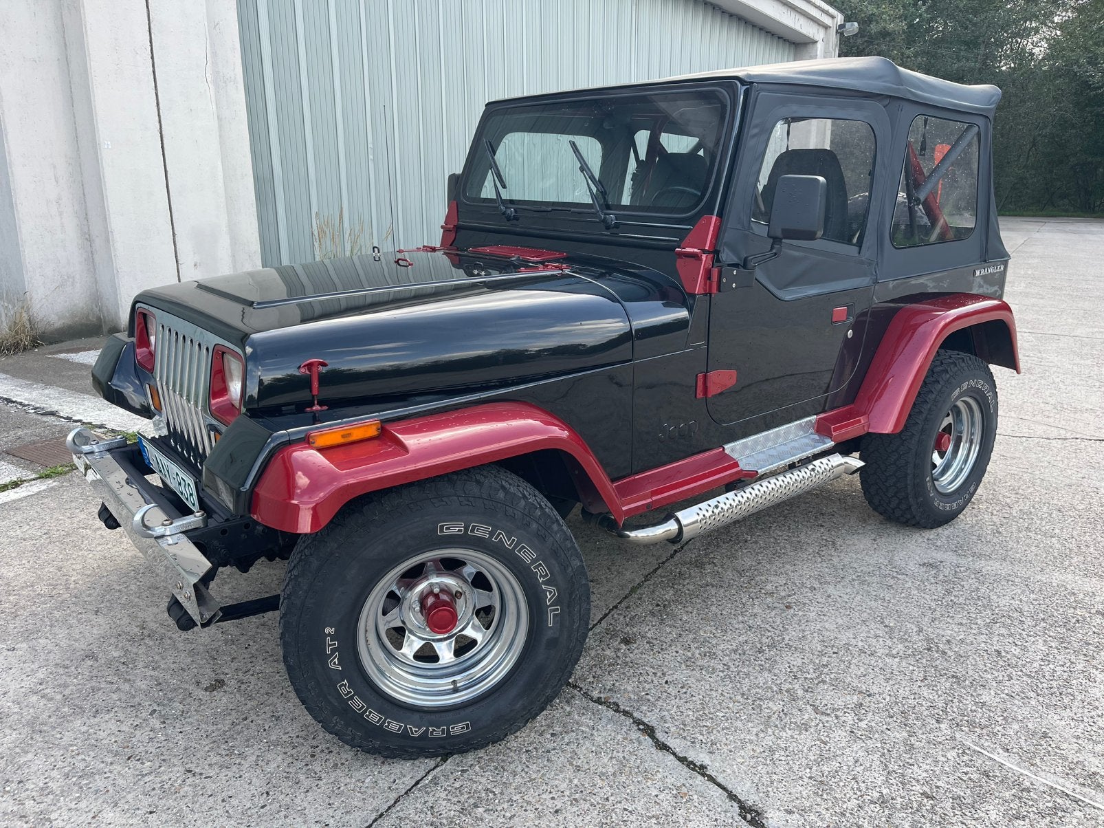 Wrangler 4.2 6 cyl. Anceitre/Parfait état ! ! ! ! !, Autos, Achat, 82 kW, 2 places, Boîte manuelle