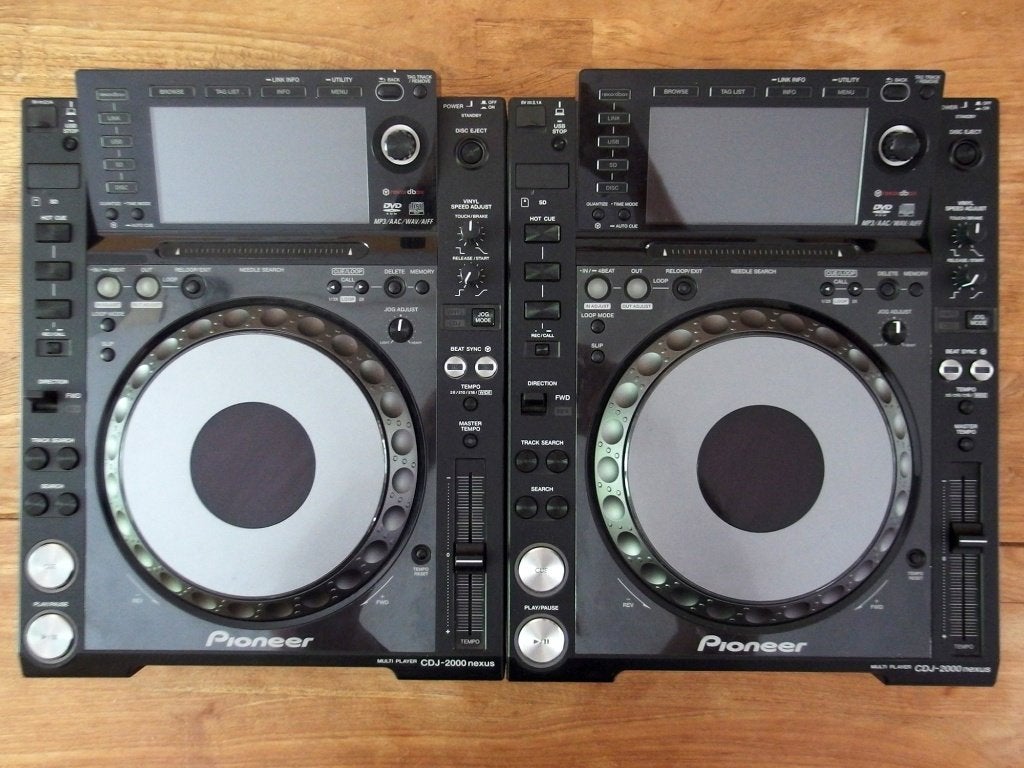 Pioneer CDJ-2000 NEXUS  / cdj2000nxs cdj2000 nxs / 2x, Enlèvement ou Envoi, Utilisé, Platine, Pioneer