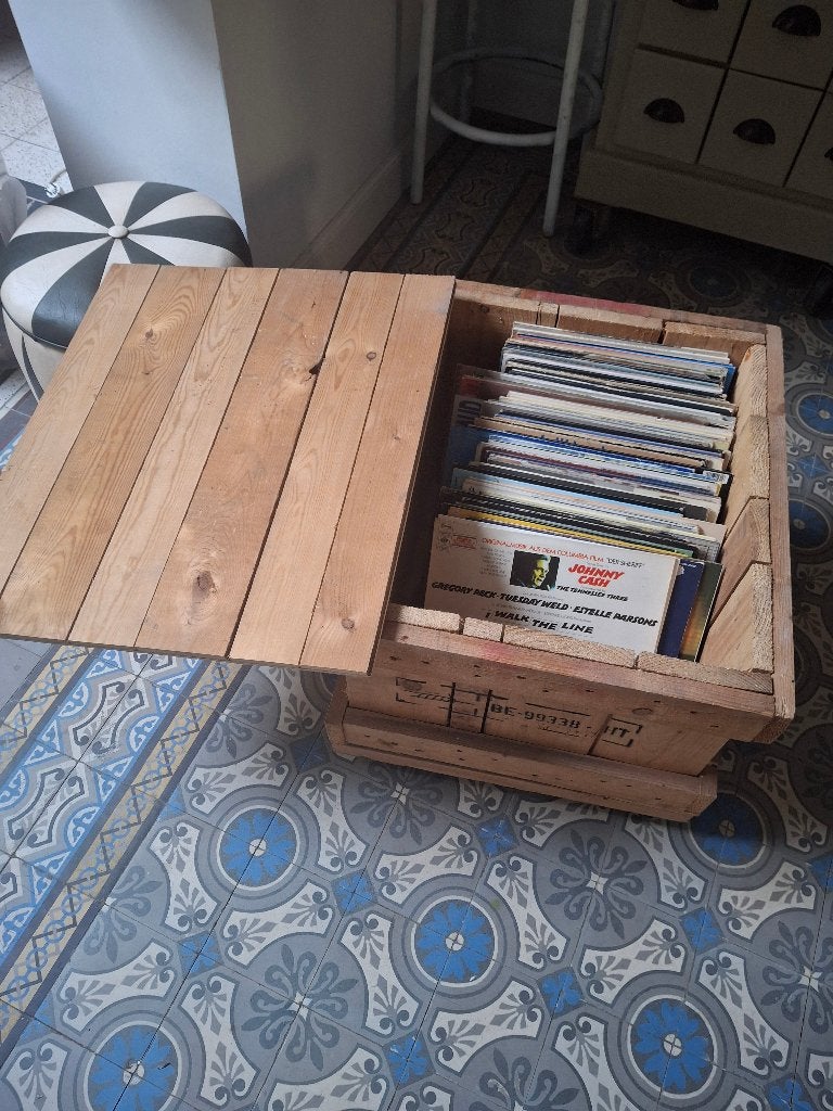 vintage platenbak,  vinyl, lp rek kist, salontafel op wielen, Ophalen