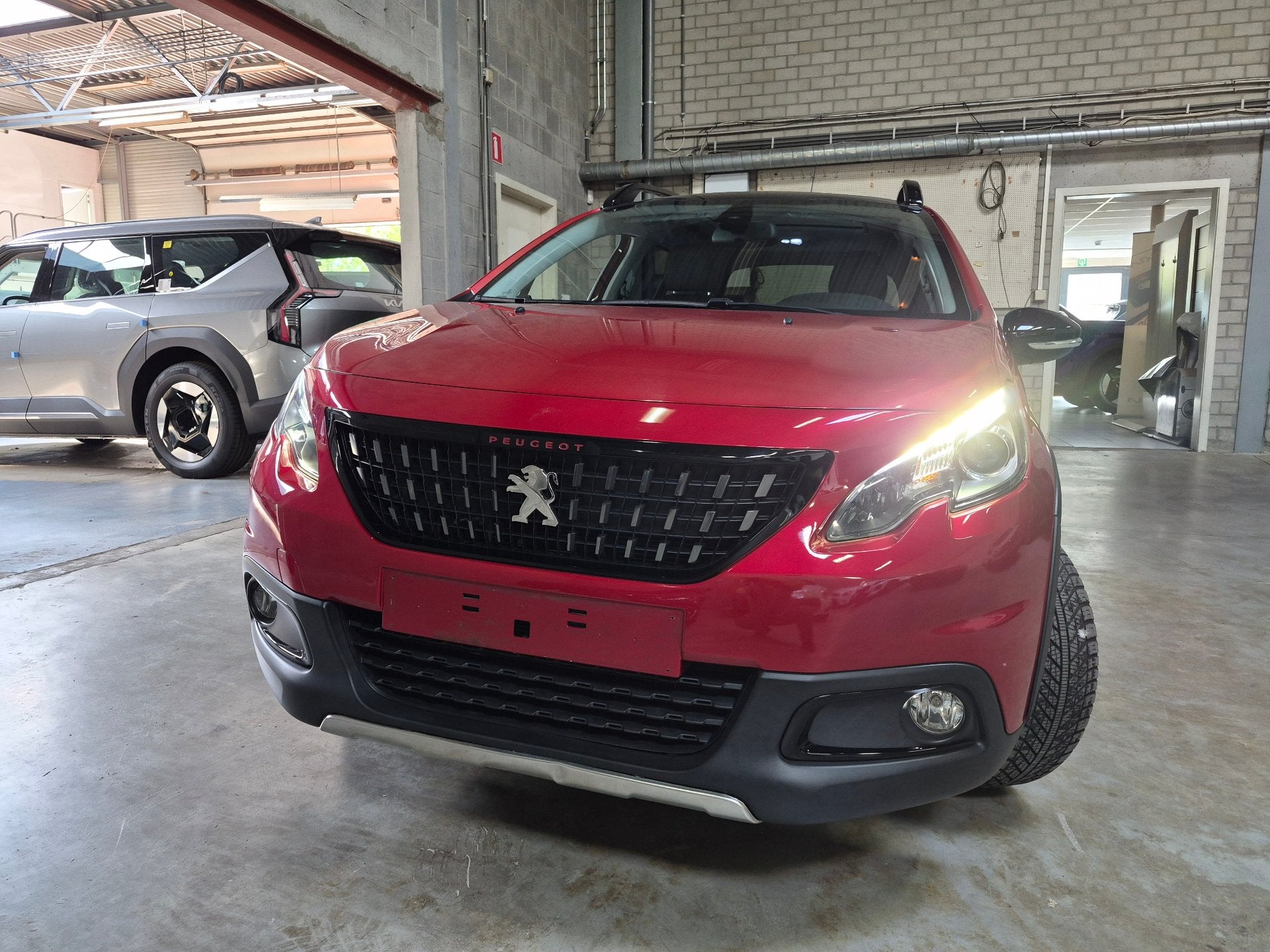 Peugeot 2008 1.2 GT Line AUTO - 12M WARRANTY - NEW CONDITION, Autos, https://public.car-pass.be/vhr/0b343fcf-cf51-46bc-b8a7-7df15aef9e6a