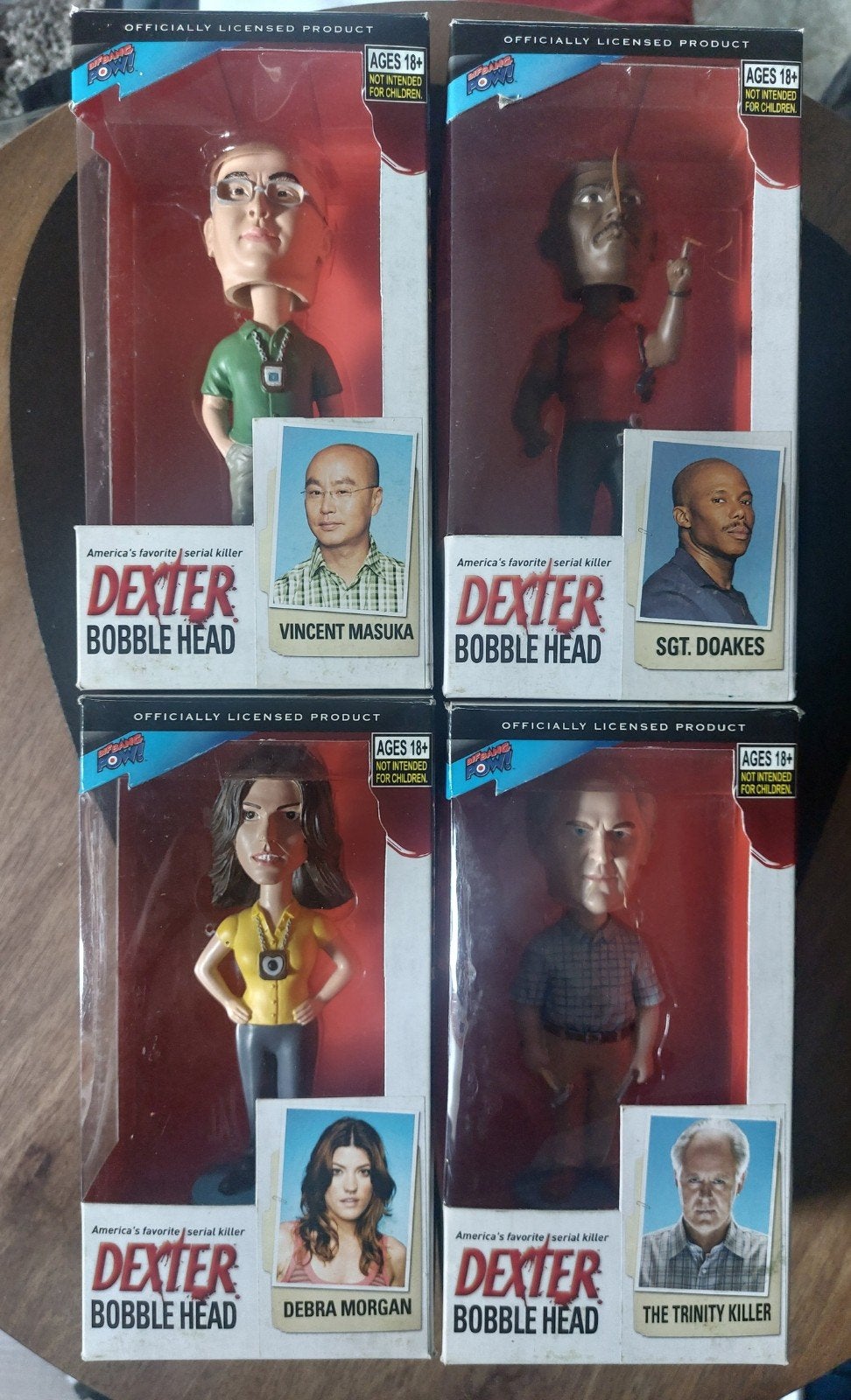 Dexter Bobbleheads (Worden niet meer gemaakt), Ophalen