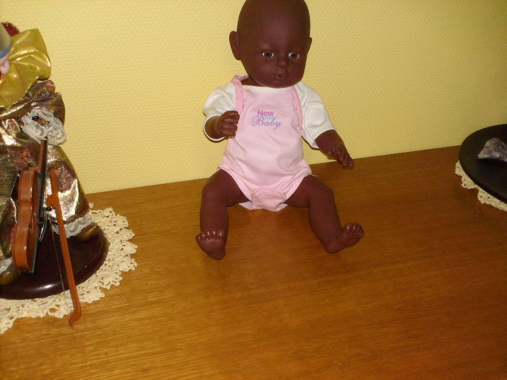 a vendre jouet poupée, Kinderen en Baby's, Speelgoed | Poppen, Ophalen of Verzenden, Zo goed als nieuw, Babypop